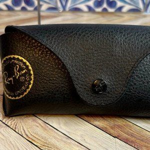 EUC Ray-Ban Sunglasses Eyeglasses Soft Leather Black Case w/ Cleaning Cloth